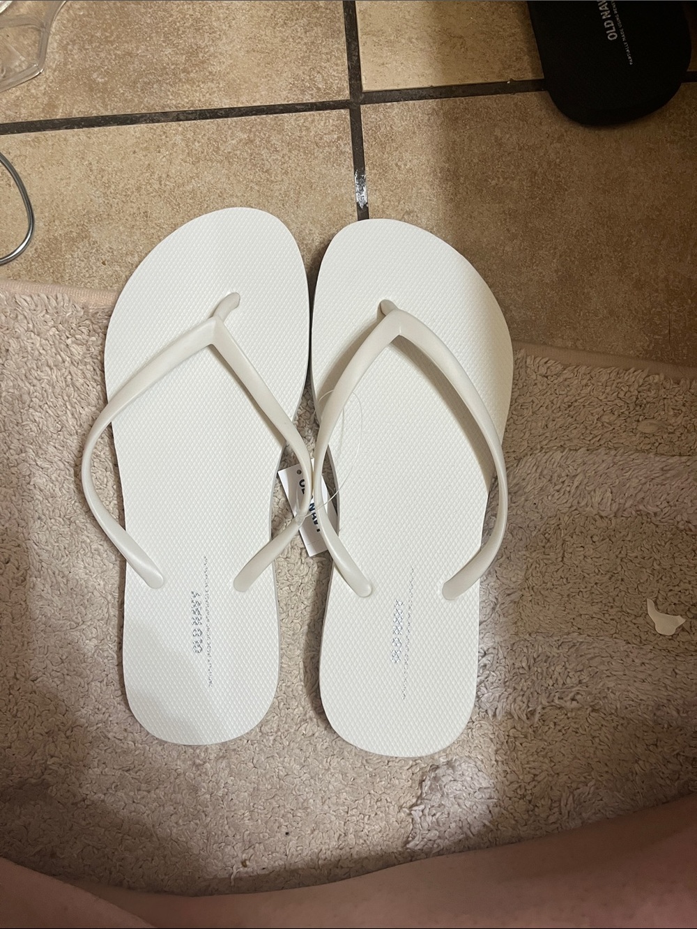 Old Navy White Thin-Strap Flip Flop Sandals